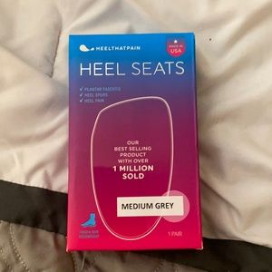 NEW IN BOX Heel Seats Medium Grey